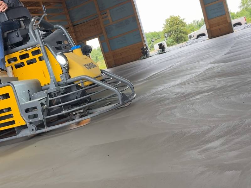 Video: finishing a concrete shop floor inside a pole barn
